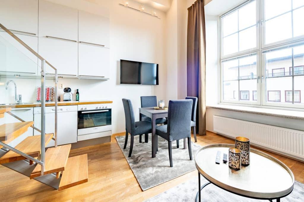 Nordic Host Luxury Apts - Prinsens Gate - Large Mezzanine Studio Oslo Exteriör bild